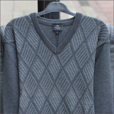 DG's Grey Pattern V Neckº