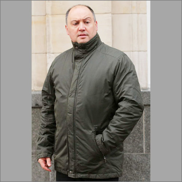 Douglas Everitt Olive Casual<>