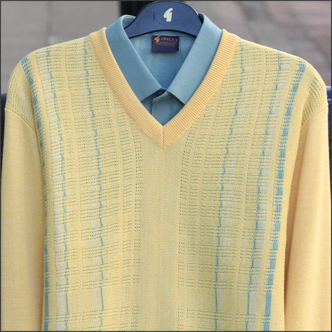 Gabicci M05 Pineapple V Neck@