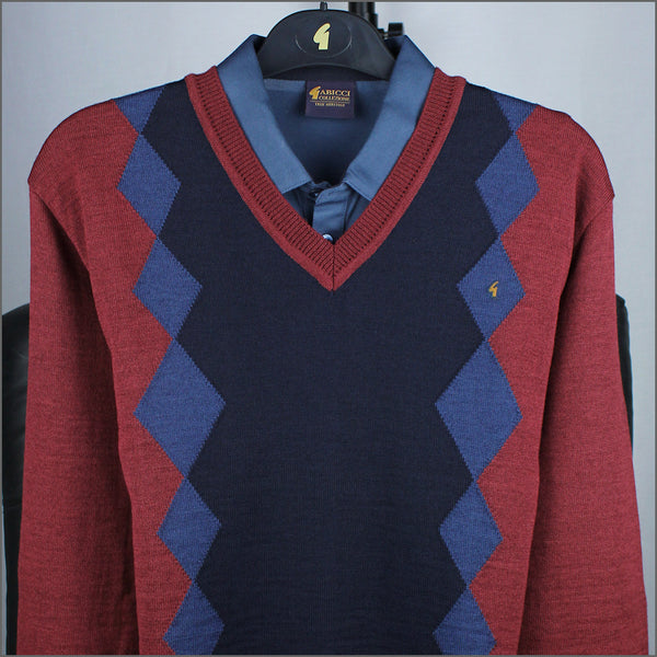Gabicci M06 Mulberry Patterned V Neckº