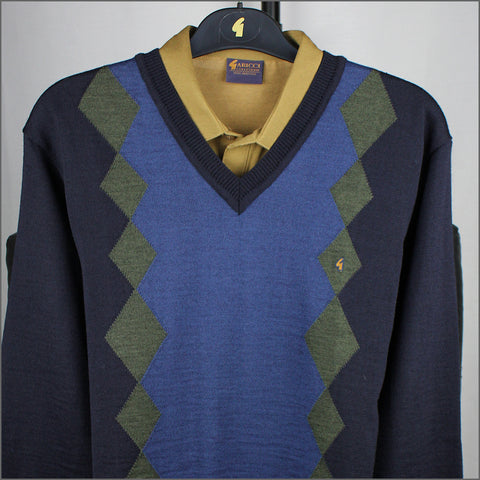 Gabicci M06 Navy Patterned V Neckº