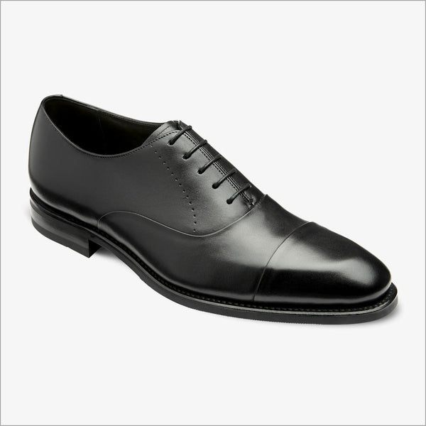 Loake phoenix Black Leather toe-cap=