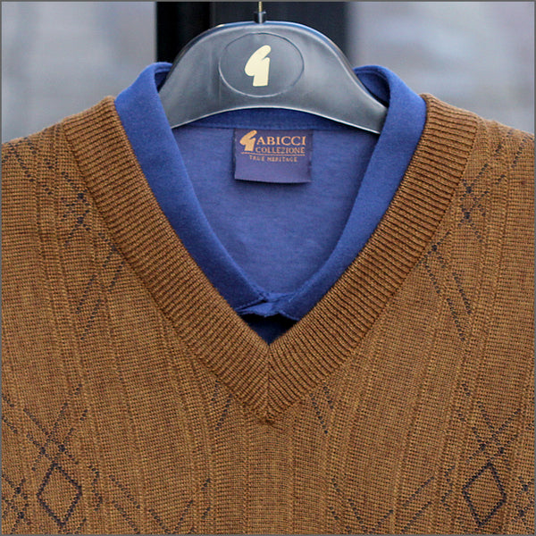 Gabicci M07 Nutmeg V Neck*