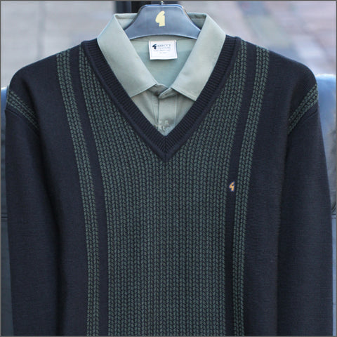 Gabicci M02 Black V Neck*